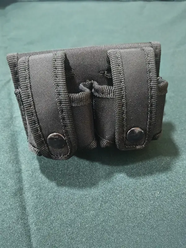 Porta proveedor doble negro Delta 7