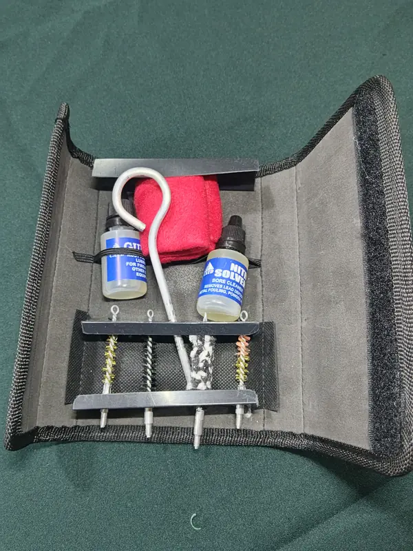 Kit de aseo arma corta 9mm, 38 y fusil