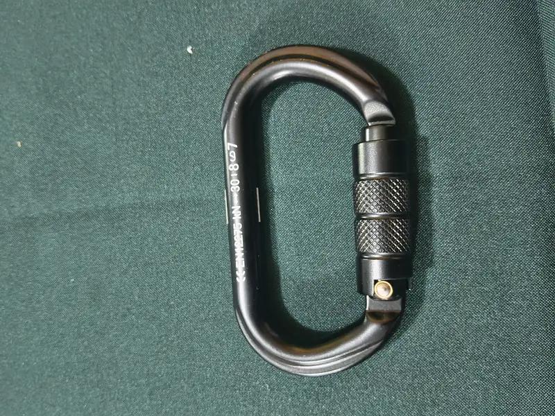 Mosquetón de seguridad con rosca